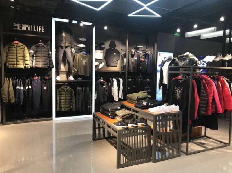 乌鲁木齐服装店怎么选？来河南西路欣欣服装店，感受实体店试穿的真正魅力